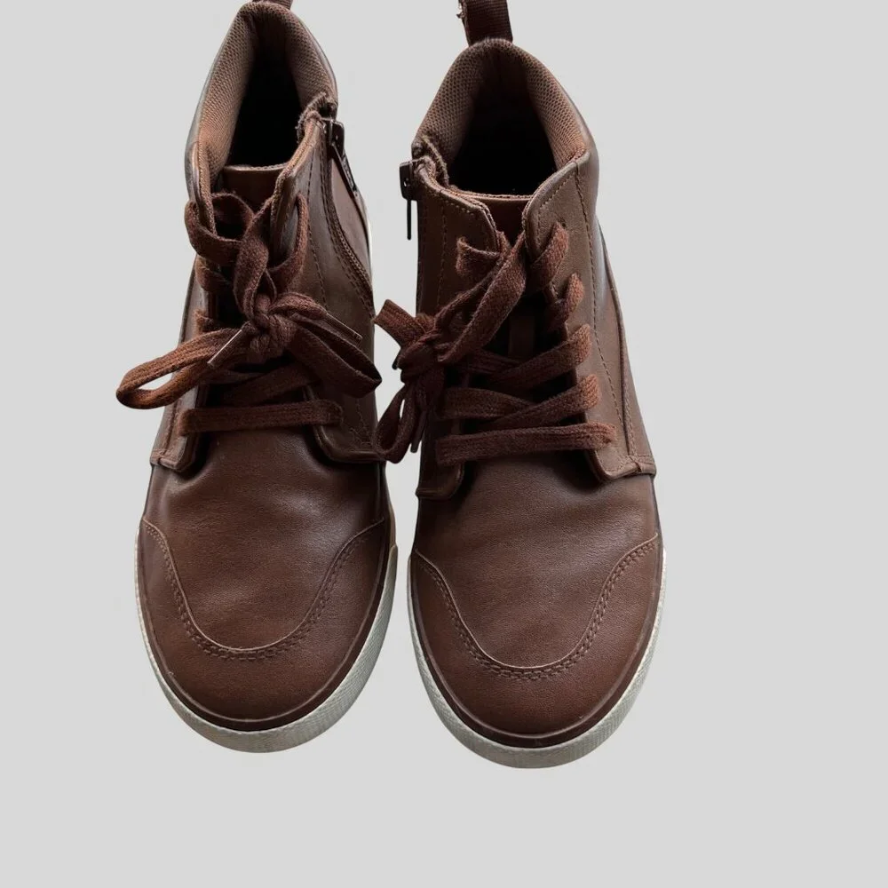 Boys Brown Faux Leather High-Top Sneakers With Side Zipper & Lace-Up Size 5